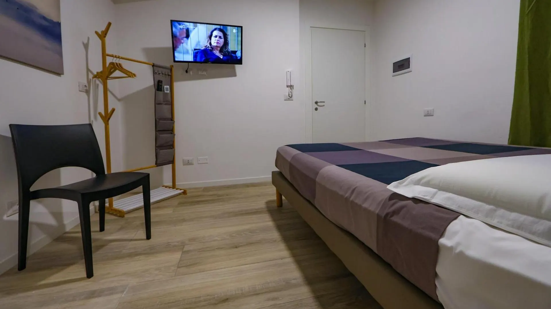 Residence Della Accademia Модена Апартаменты