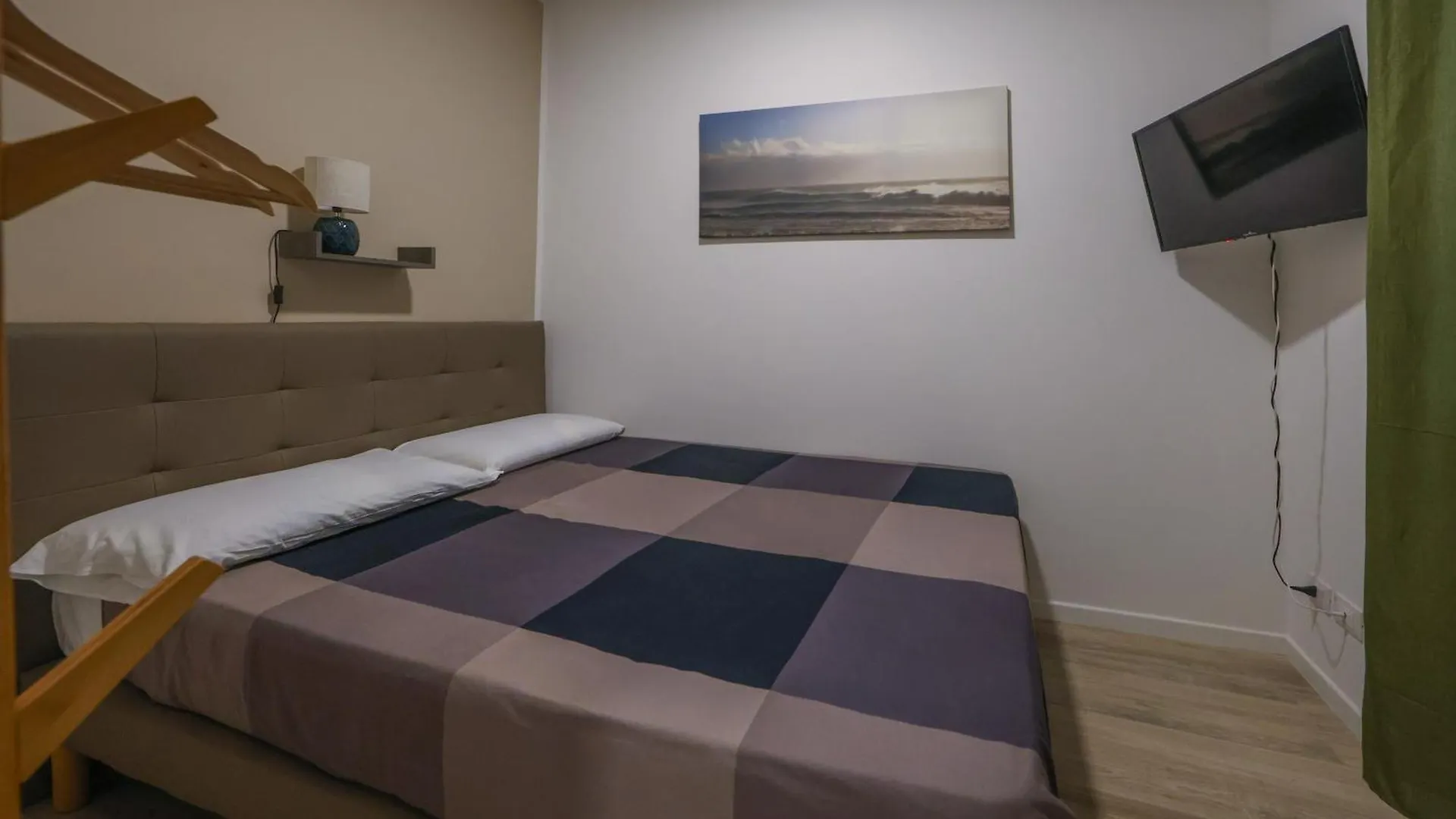 Residence Della Accademia Модена Апартаменты